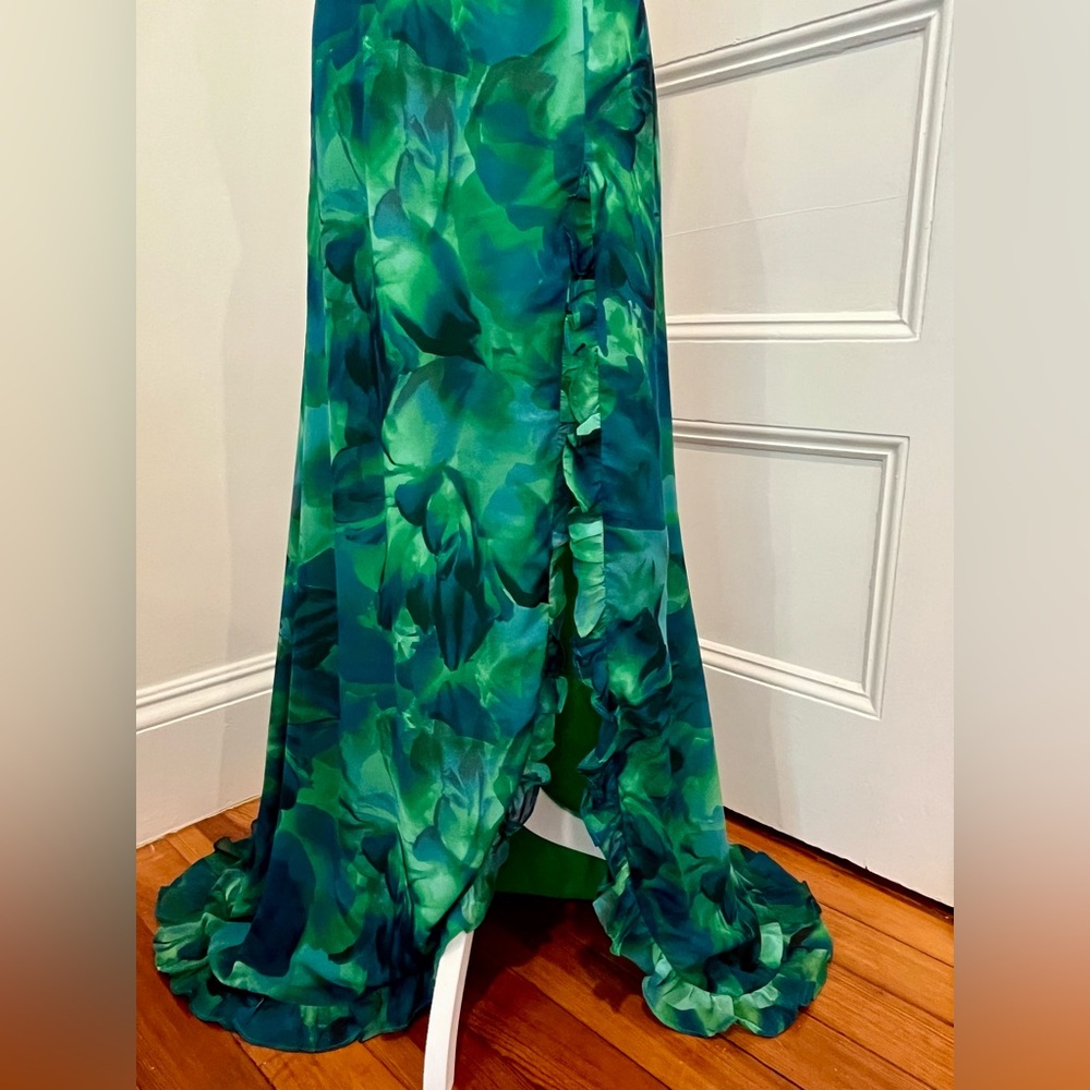 Runaway the Label Maxi Dress - Picture 5 of 9